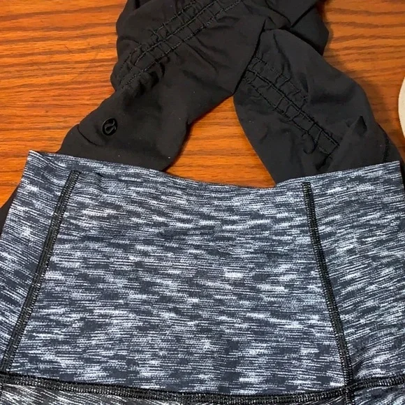 Lululemon - Picture 4 of 4